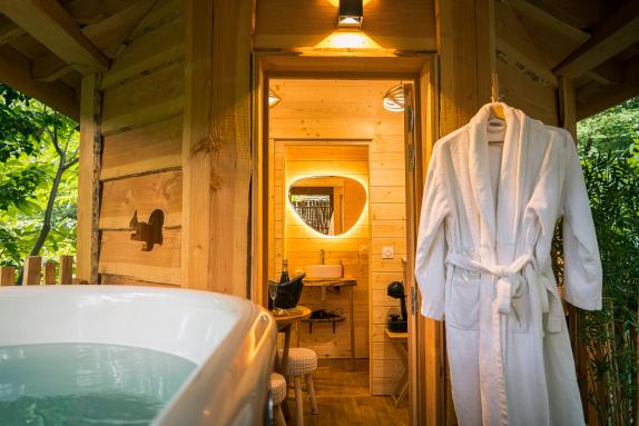 Pourquoi les cabanes perchées cartonnent sur Instagram ?