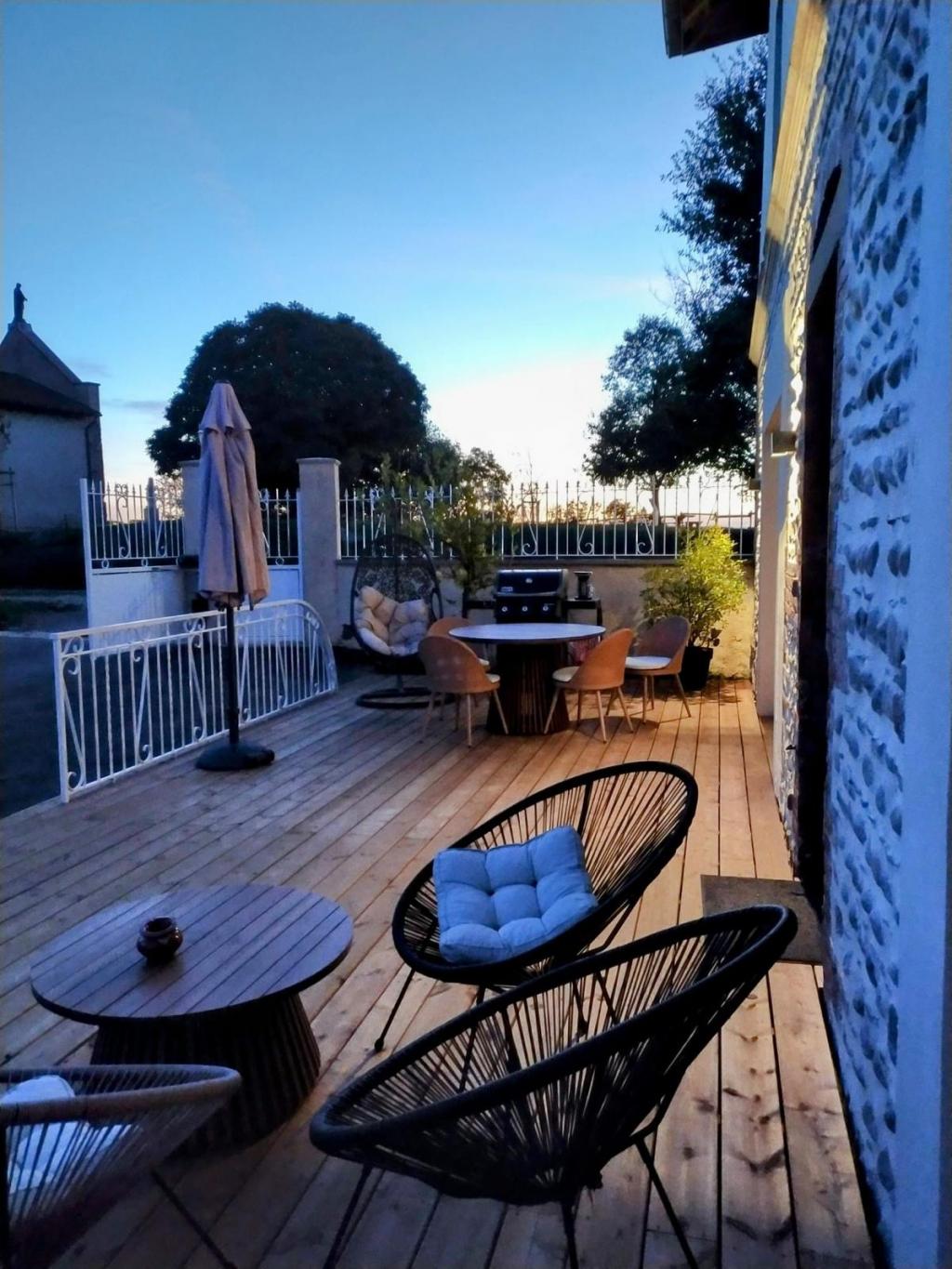 Le Domaine des Étoiles - The Villa